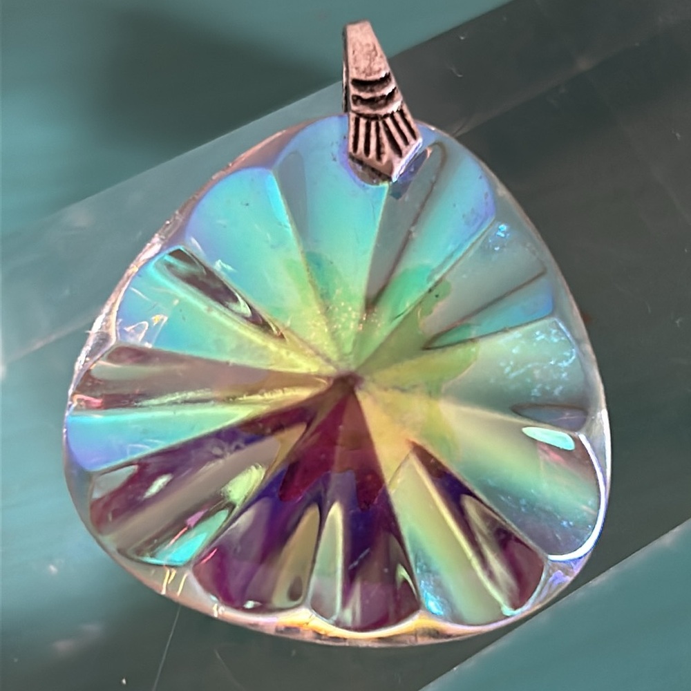 Iridescent Flower Pendant Necklace Cottagecore Aurora Borealis Edelweiss Choker - Picture 6 of 8